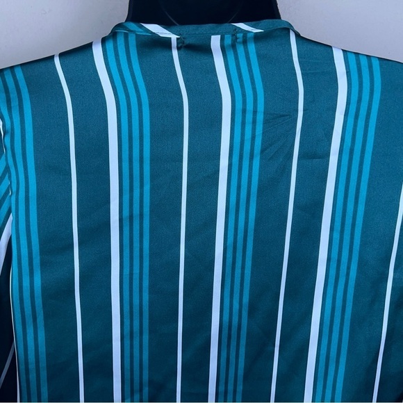 XS RUE21 GREEN STRIPED SATIN BLOUSE LONG SLEEVE GLAM SOFT - Picture 7 of 11